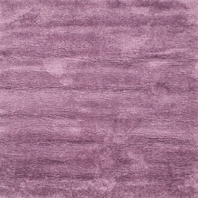 Tapis mauve contemporain
