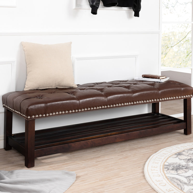 Banc rembourré 60 po pour la chambre à coucher en cuir brun foncé avec revêtement en polyuréthane, longueur, revêtement, pieds en bouleau