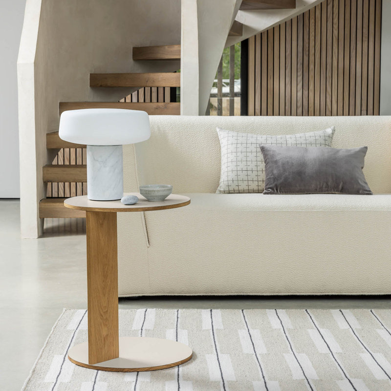 Overhang Side Table Round, Walnut
