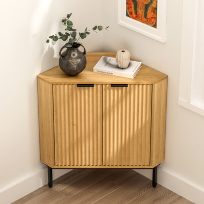 Armoire d'angle cannelée avec 2 portes et 2 tablettes à niveaux