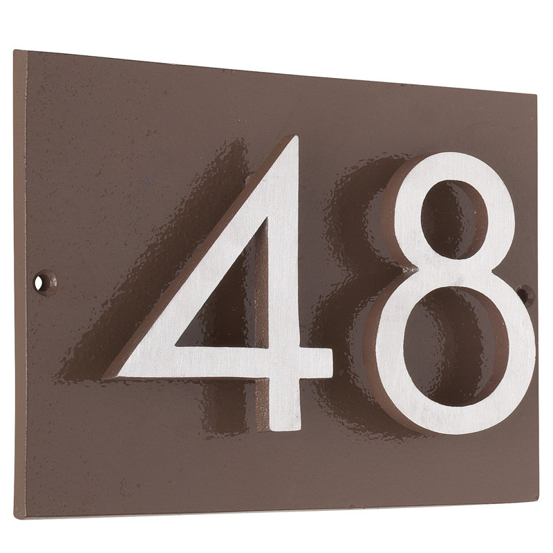 Plaque d’adresse murale sur 1 ligne flottante, Sable, Nickel satiné deux tons, Oui
