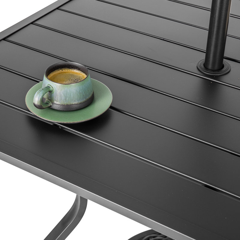 Ensemble complet de patio 7 pièces avec parasol inclinable de 9 pieds, base remplie de ciment, table carrée et 4 chaises en textilène