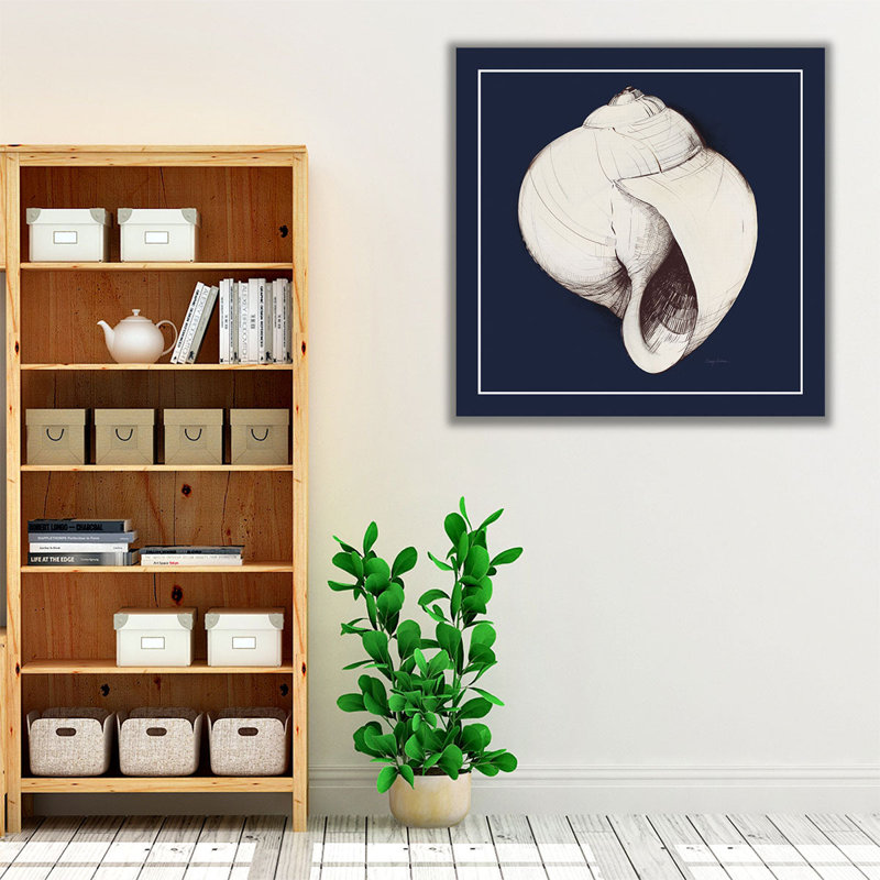 «Coastal Shell I with Border Navy», reproduction d'art sur toile, H 12 po x l 12 po