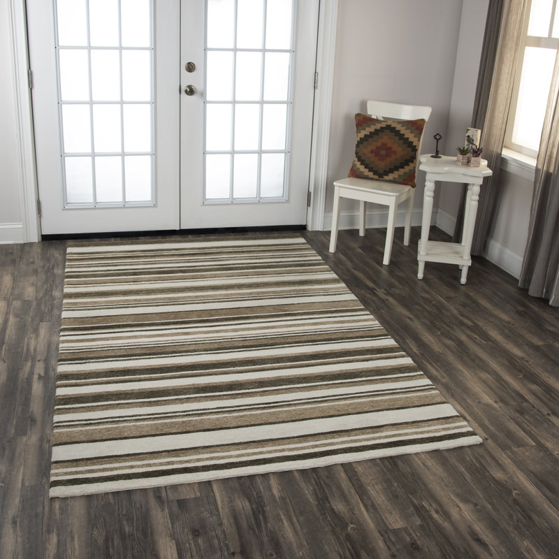 Tapis intérieur / extérieur beige / brun touffeté à la main Vinnie, Rectangle 7 pi 6 po x 9 pi 6 po
