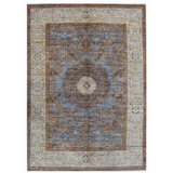 Hand Knotted Wool Area Rug in Silver And White