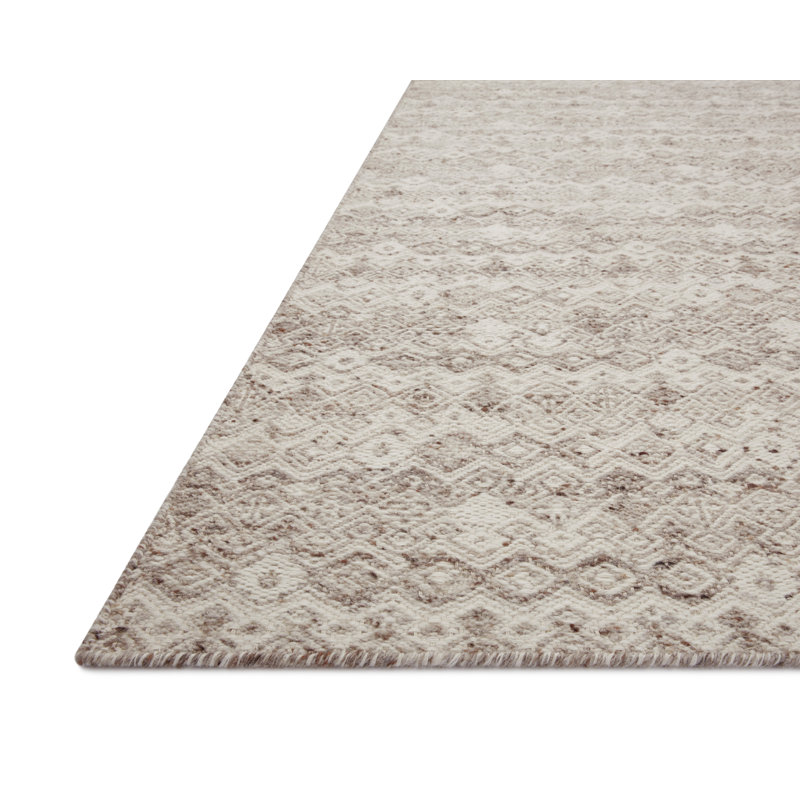 Tapis Rupini, Carré 1 pi 6 po