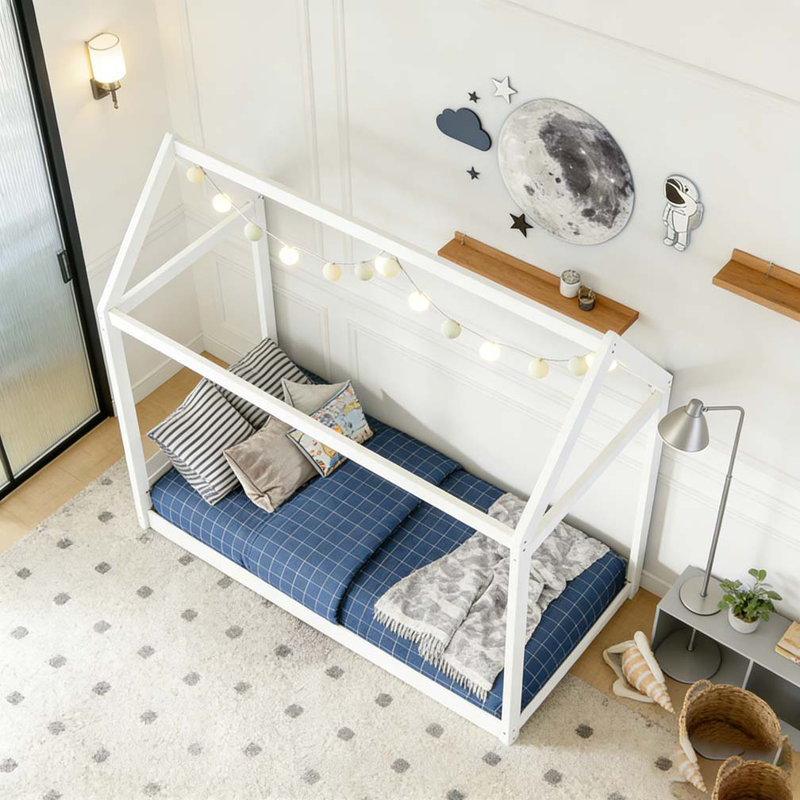 Lit simple en bois, Blanc