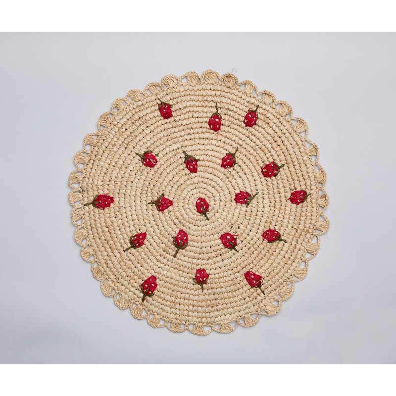 Napperon en forme de fraise fait à la main - Raphia