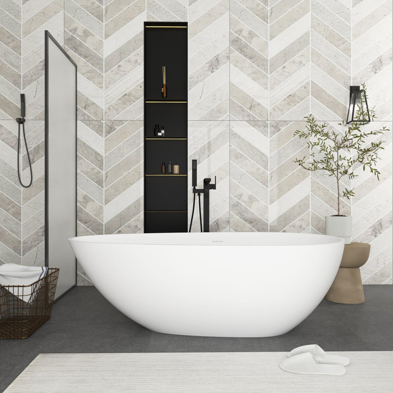 x Freestanding Soaking Plastic / Acrylic Bathtub
