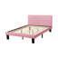 Lit plateforme simple en similicuir rose avec lattes de bois-907214321