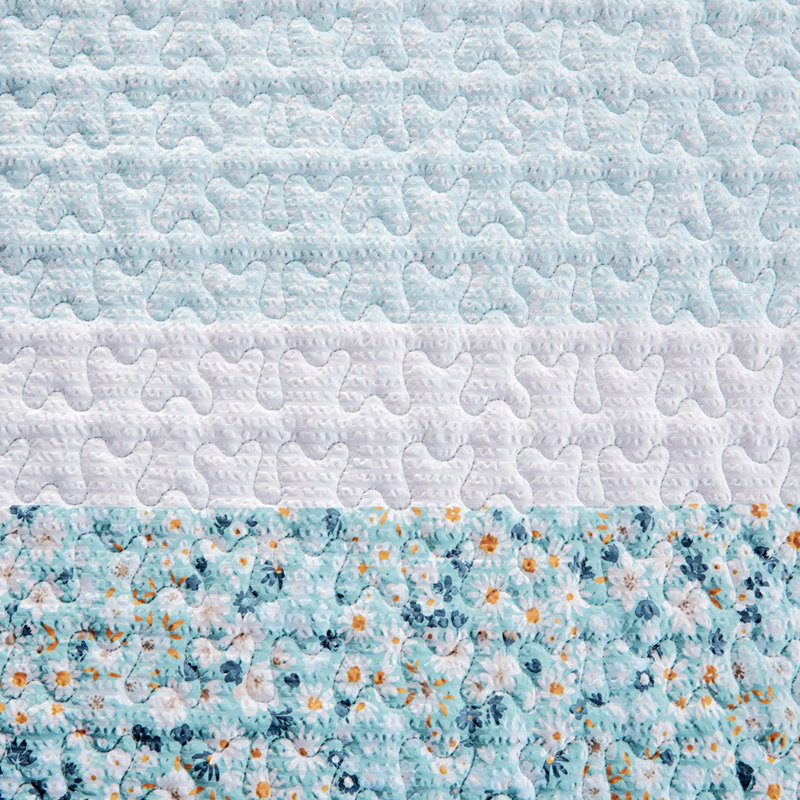Polyester Machine Woven Floral Quilt Set, Queen Quilt + 2 Pillowcases, Aqua Floral