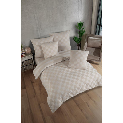 Hanah Home Quiltisse Cotton Bedspread with Pillowcases