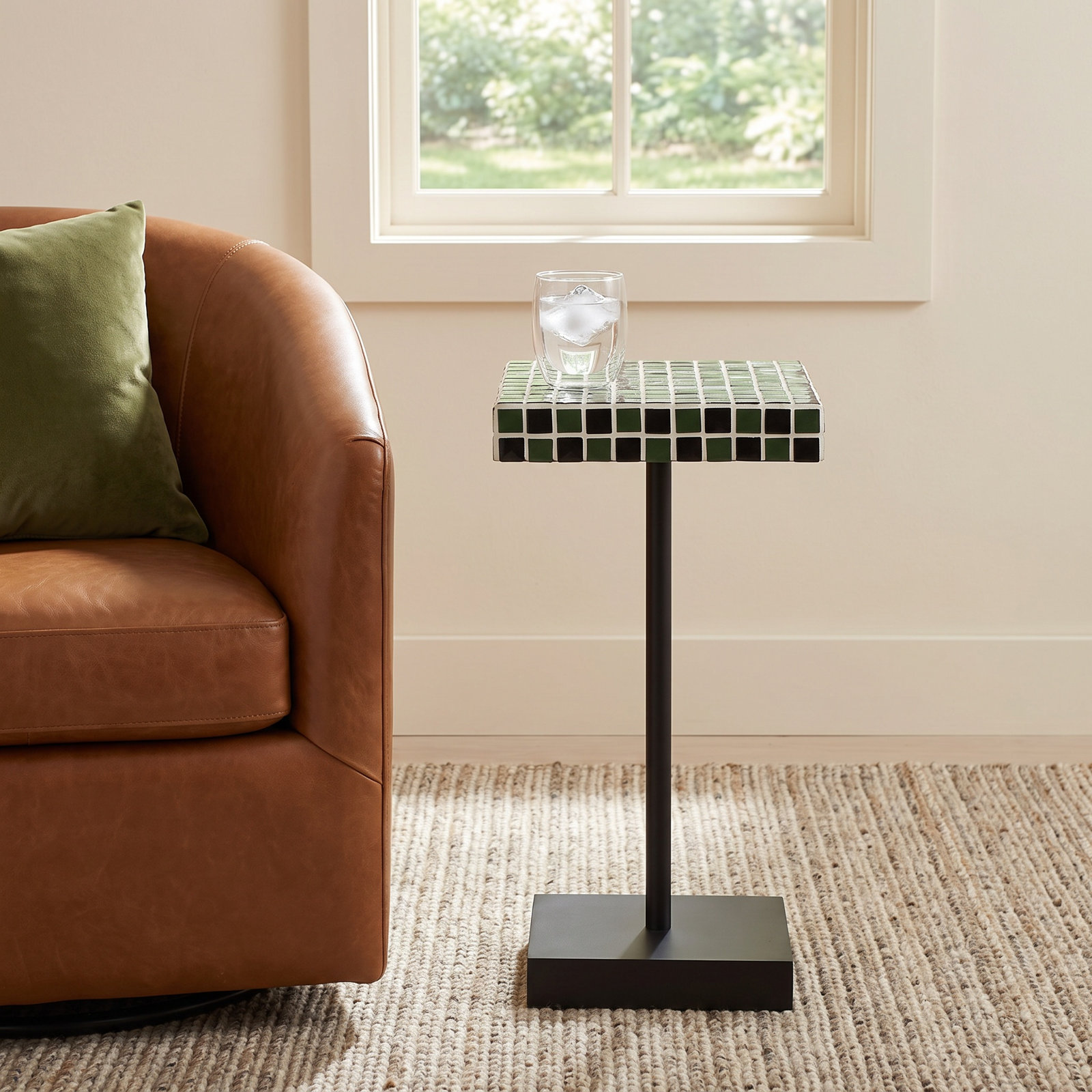Baela 13" End Table, Dark Green/Black