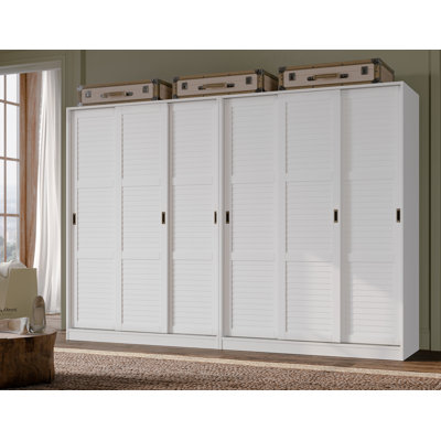 Armoire en bois massif Portwin