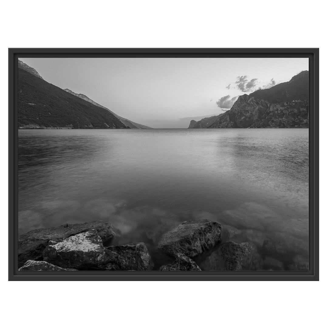 Gerahmtes Wandbild Gardasee in Italien Kunst B&W