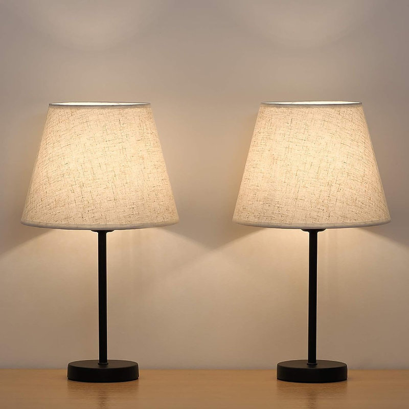 Lampe de table noire 15 po Allory, Crème