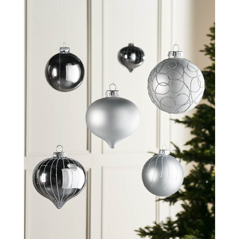 10.8cm Solid Colour Plastic / Acrylic Bauble, Silver