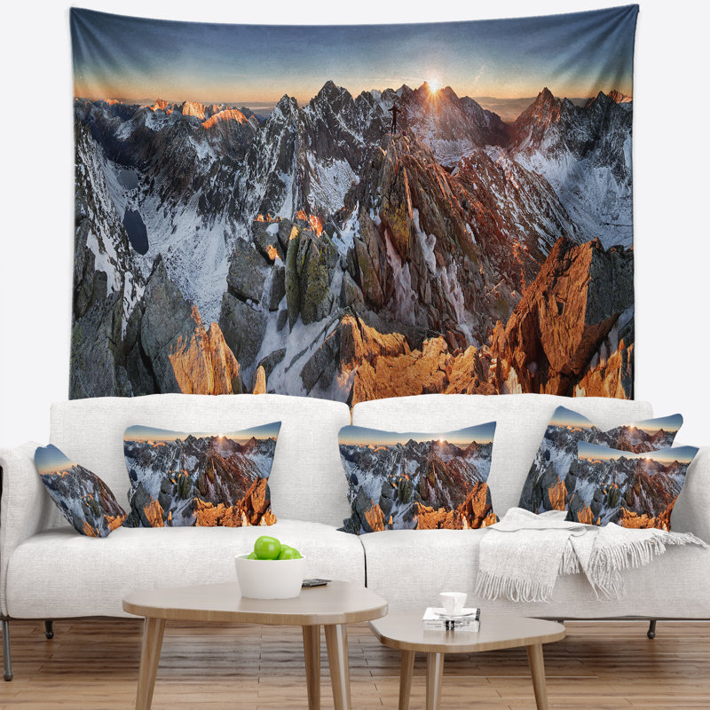 Paysage de haute montagne avec tapisserie du lac, H 50 po x l 60 po