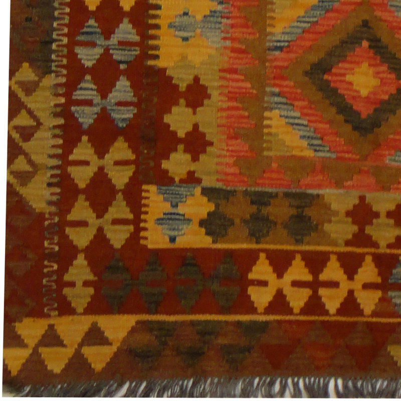 Azpeitia Wool Southwestern Indoor Rug
