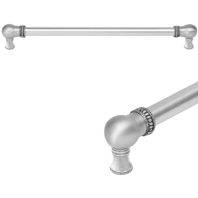 Classique avec une longue poignée centrale de 5/8 po, 22", Satin