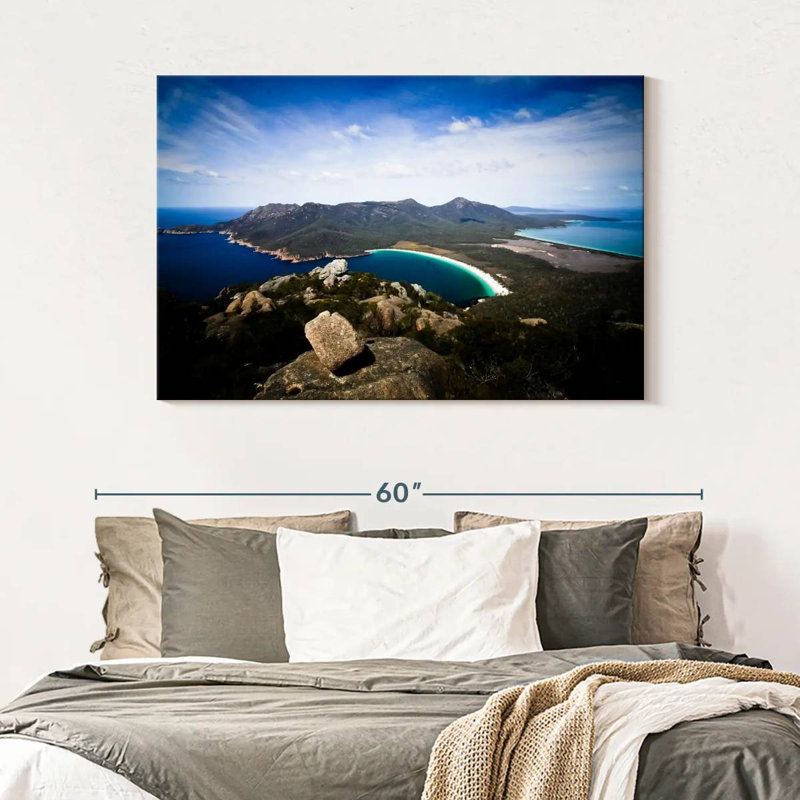Gillard Coastal Wine Glass Bay, H 32 po x l 48 po