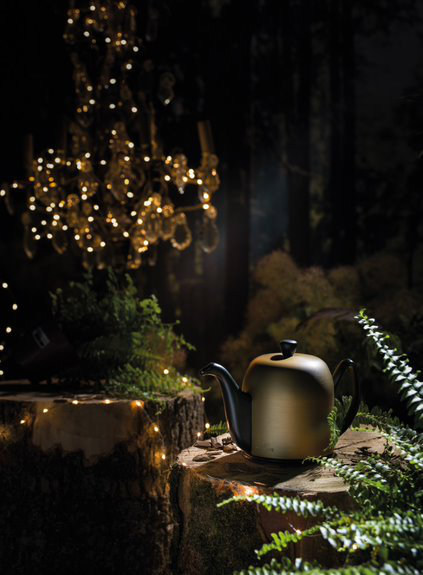 Salam Teapot, 33 oz., Black/Bronze