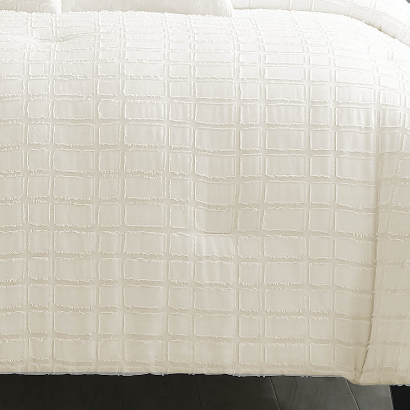 Kasuga Comforter Set, Queen Comforter + 3 Throw Pillows