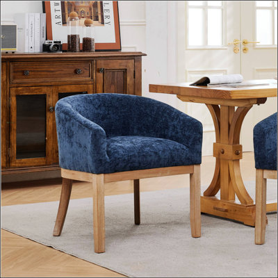 Chaise demi-tonneau rembourrée de style Mid-Century avec accoudoirs, décor en chenille de style campagnard pour le salon et la salle à manger, structure en bois franc naturel, sièges confortables et élégants