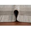 Tapis luxueux texturé beige doux au design moderne