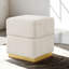 Tabouret cubique rembourré en chenille beige avec base plaquée or pour les salons modernes
