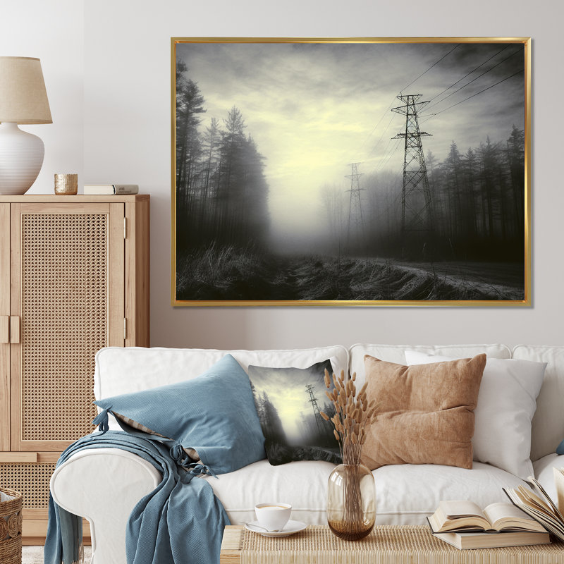 Lignes électriques brouillard d'hiver I, Gold Picture Framed, H 34 po x l 44 po
