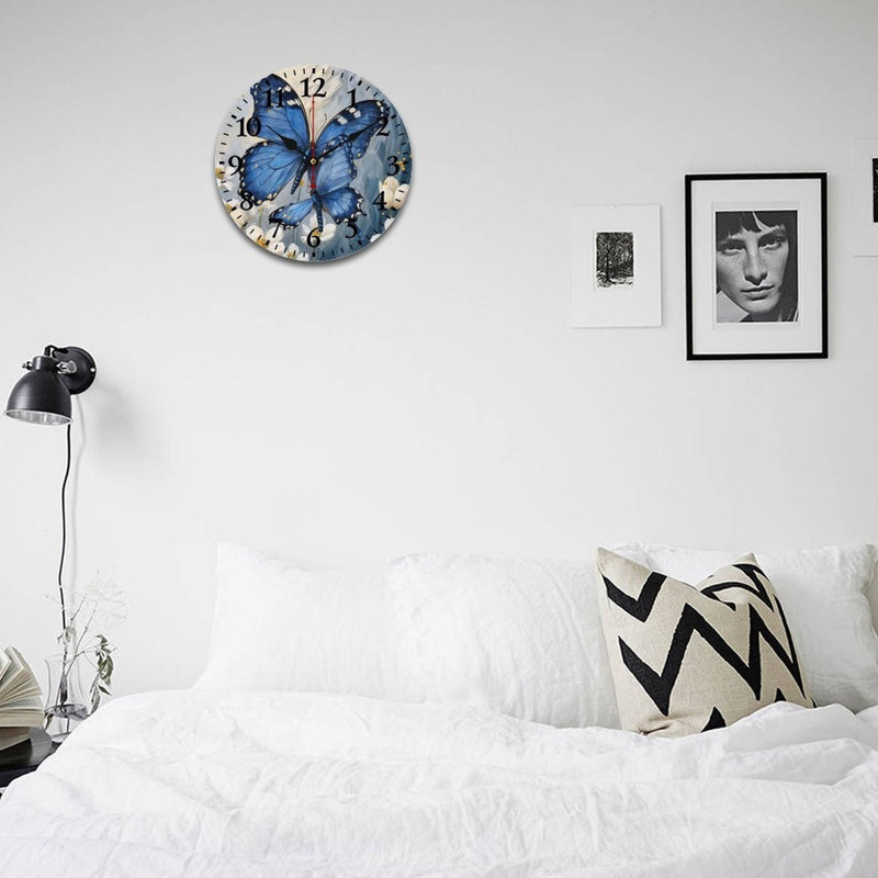 Horloge murale papillon bleue et blanche, 12 po x 12 po, pour le balcon et la décoration de chambre d'amis