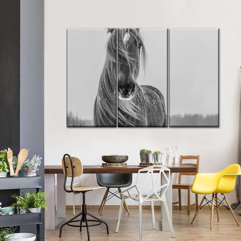 «Winter Horse», reproduction d'art sur toile, H 48 po x l 74 po x P 1,25 po