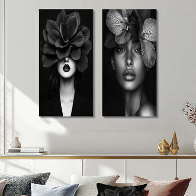 "I", art floral sur toile noir et blanc