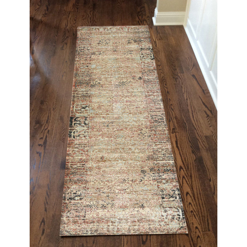 Zullo Oriental Indoor Rug, Runner 2'2" x 7'7"