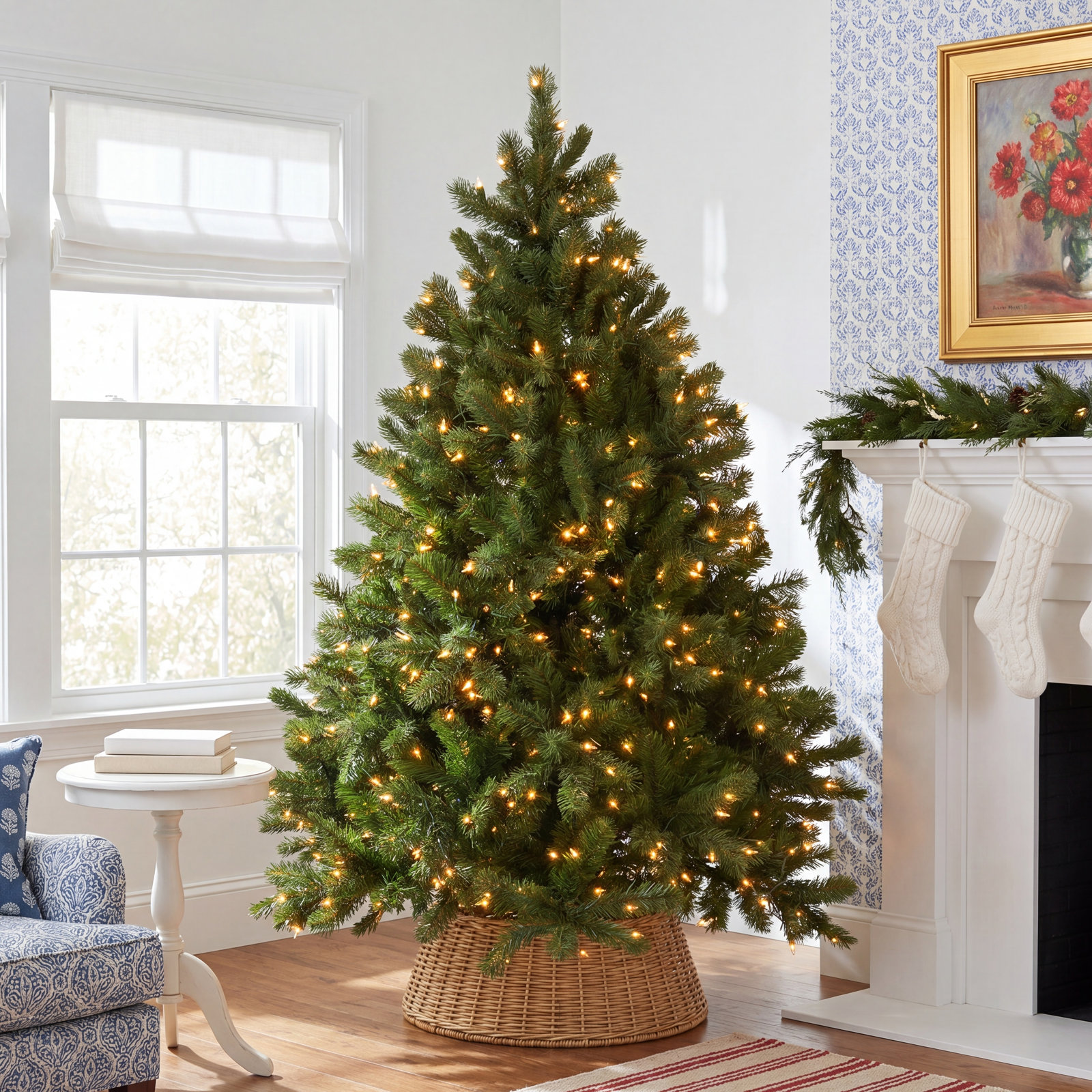 Douglas 4.5' Pre-Lit Fir Tree