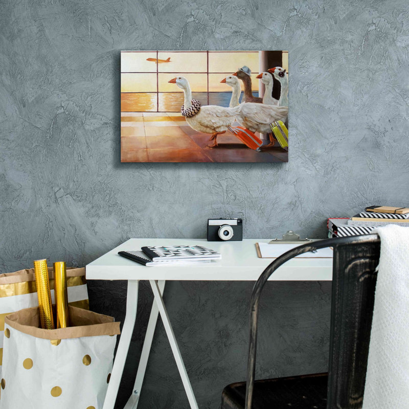 «First Class Migre» par Lucia Heffernan, art mural sur toile, H 12 po x l 18 po x P 0,75 po