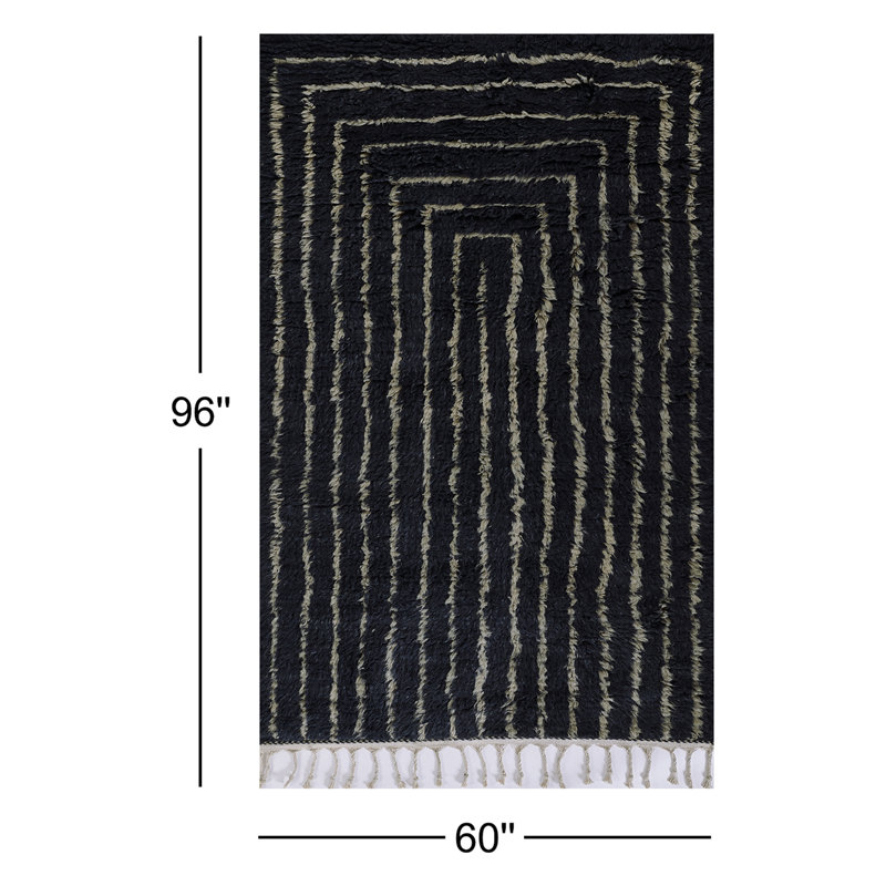 Wool Geometric Area Rug in Navy/Beige, Rectangle 5' x 8'