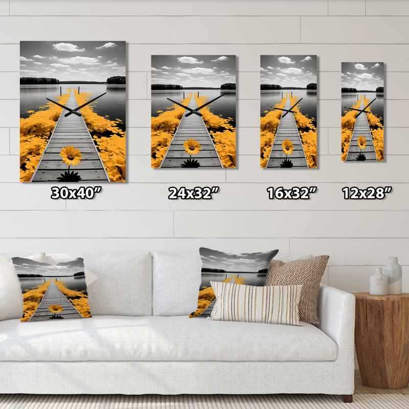 Horloge murale moderne jaune gris Lake Lakeside Retreat I - Cottage, Grand