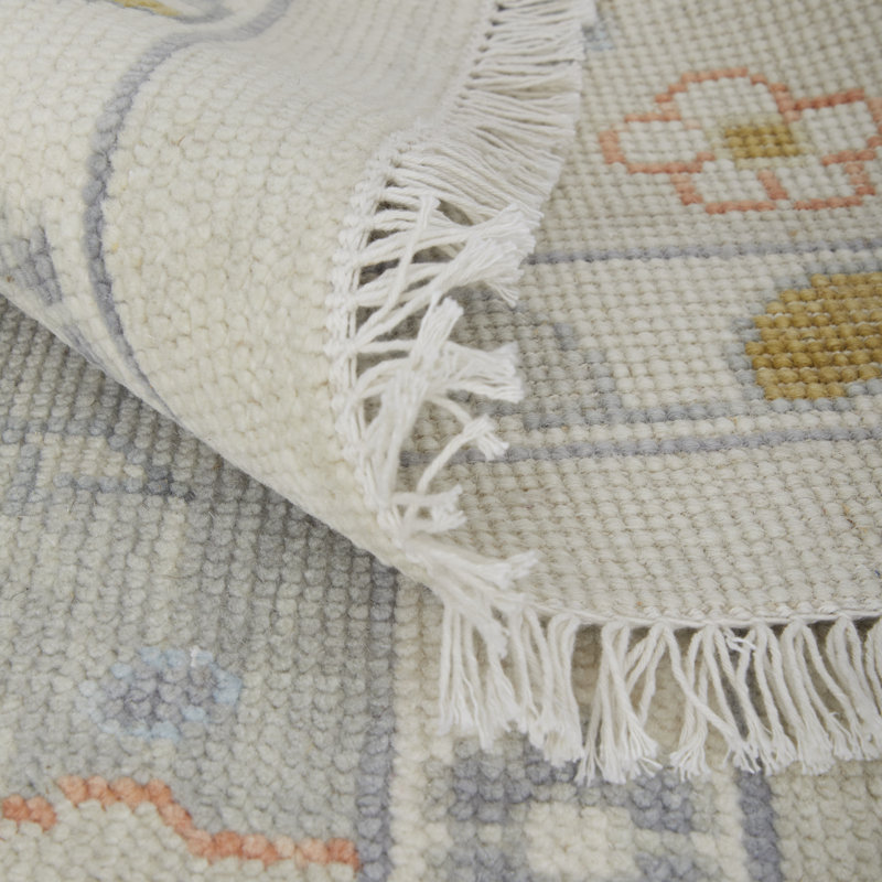 Karina Hand Knotted Wool Floral Area Rug in Gray/Light Blue/Ivory, Rectangle 3'6" x 5'6"