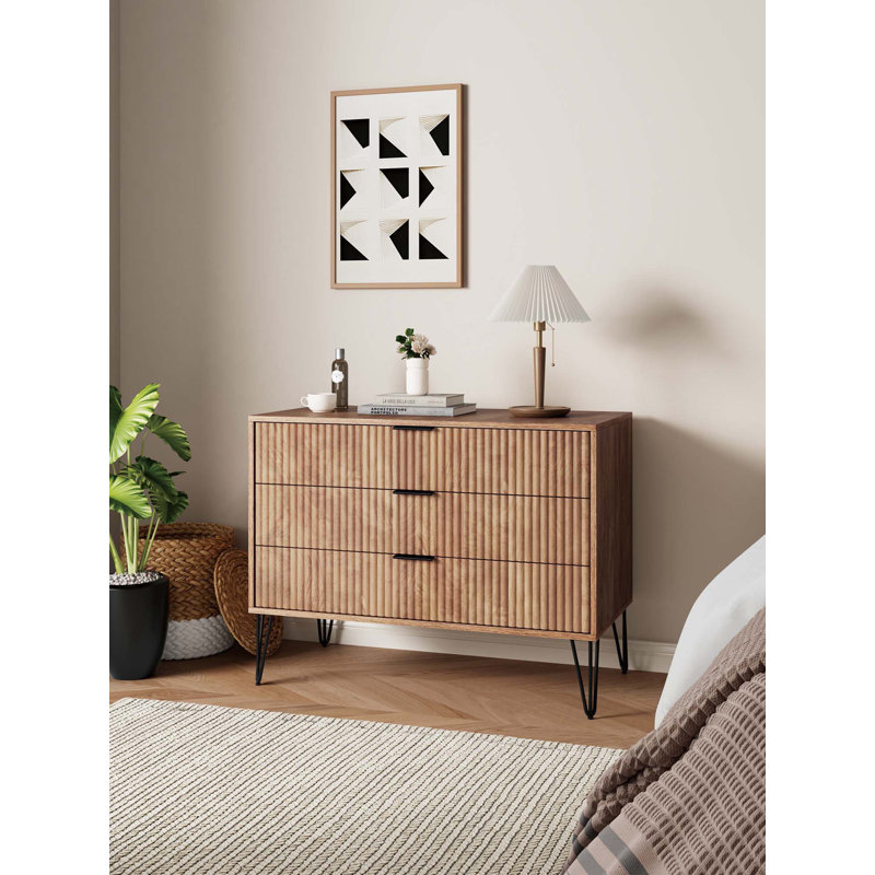 Commode brun doré