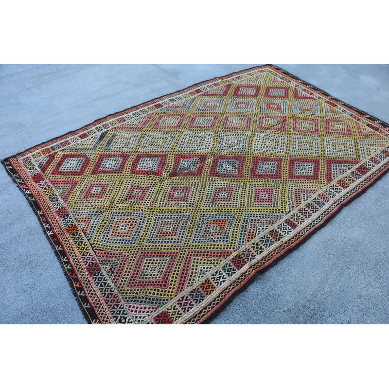 Tapis rouge à motif géométrique 6,3 x 9,65 pi