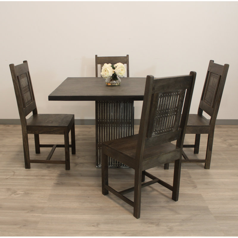 Table de salle à manger en bois massif, H 31 po x L 42 po x l 42 po