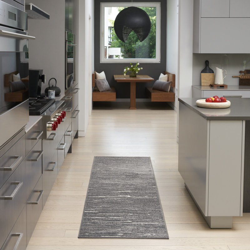 Tapis d'intérieur moderne gris Ebern Designs Prasun, Tapis de couloir 2 pi x 6 pi