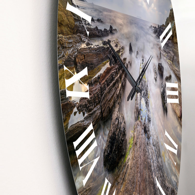 Horloge murale côtière et côtière inhabituelle en Corse, Petit