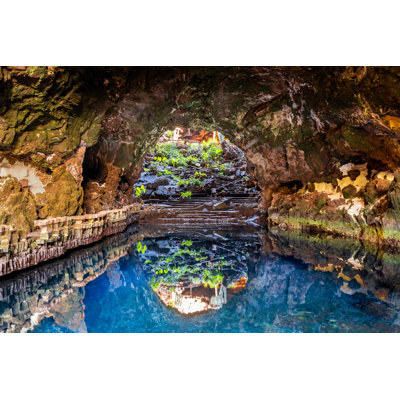 Amvi " Jameos Del Agua " by Balate Dorin