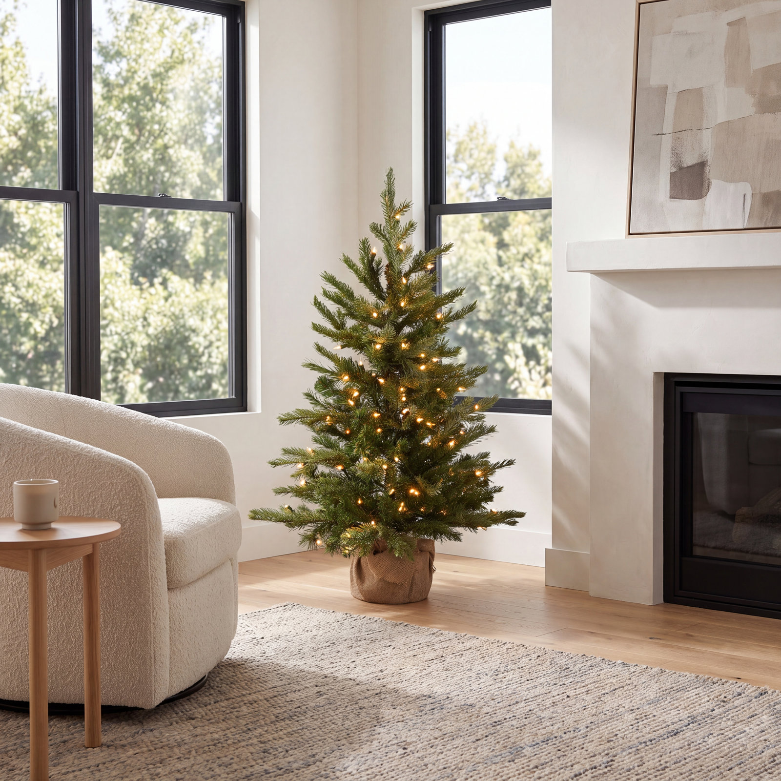 Nordic Pre-Lit Spruce Tree, 2.5'