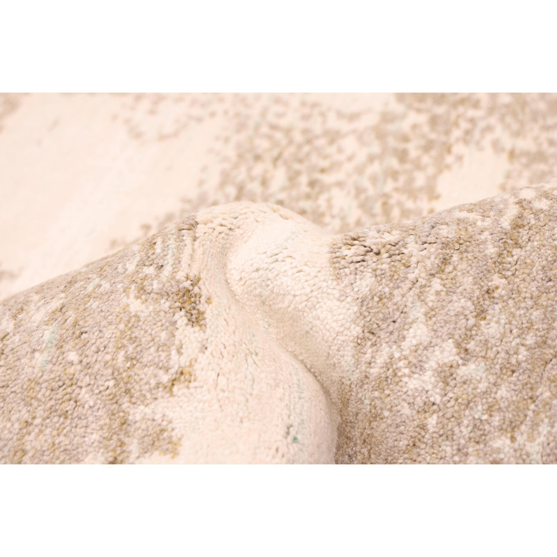 Tapis crème Elysian 8 pi 2 po x 9 pi 10 po