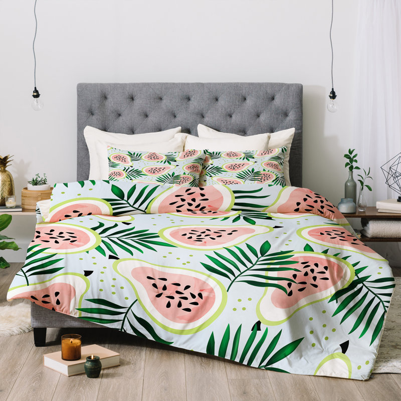 Coastal Polyester Floral Comforter, Twin Comforter + 1 Standard Pillowcase