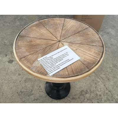 Table d'appoint en bois avec pieds en métal